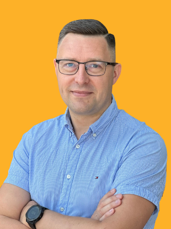 Darius Grigaliunas — AI educator, strategist and Fractional CAIO